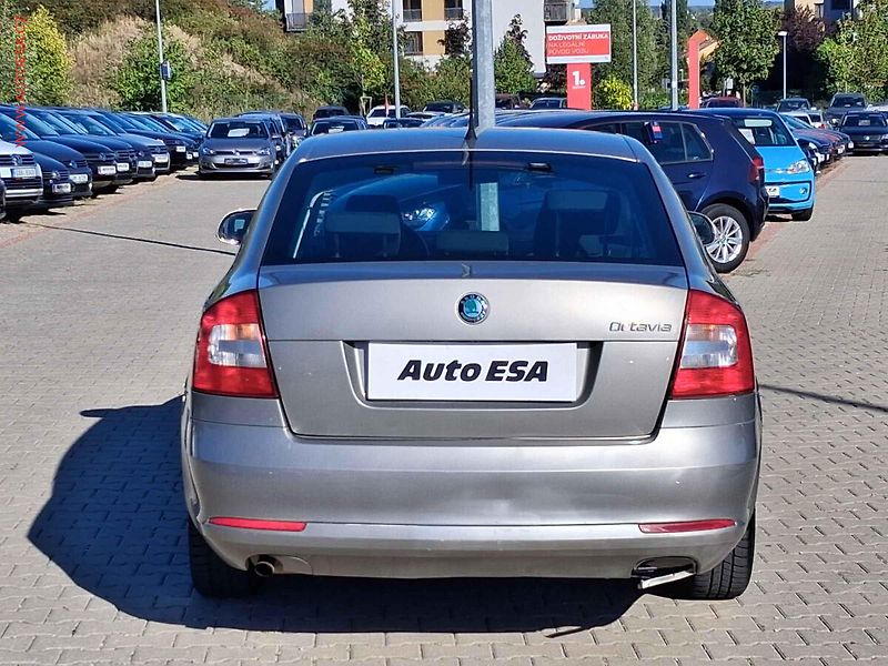 Škoda Octavia (2010) 1.2 TSI, ČR, servis.kniha, AC - fotka 5 z 14