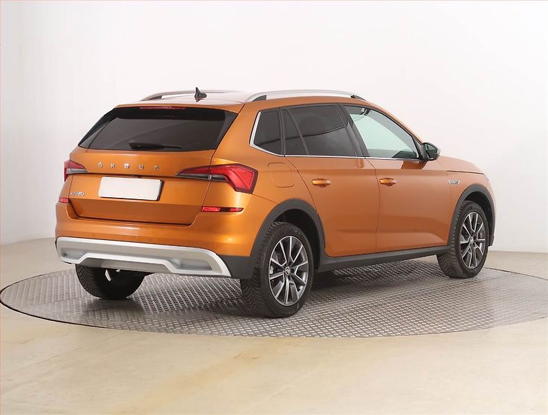Škoda Kamiq (2022) Scoutline 1.0 TSI - fotka 5 z 19