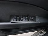 Škoda Superb (2011) 2.0 TDI, 4X4, Tempomat - náhled 21