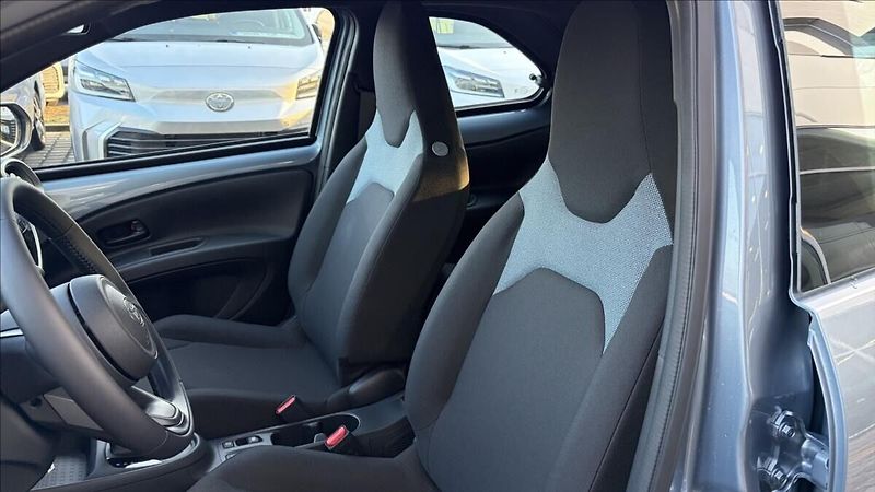 Toyota Aygo 1,5 Active - fotka 10 z 19