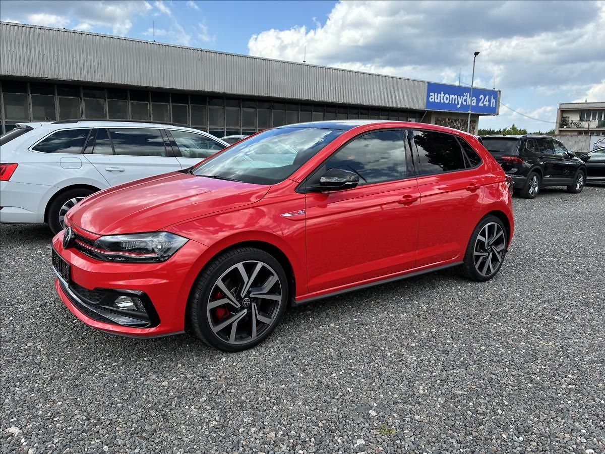 Volkswagen Polo 2,0 GTI,DSG,KAMERA,LED