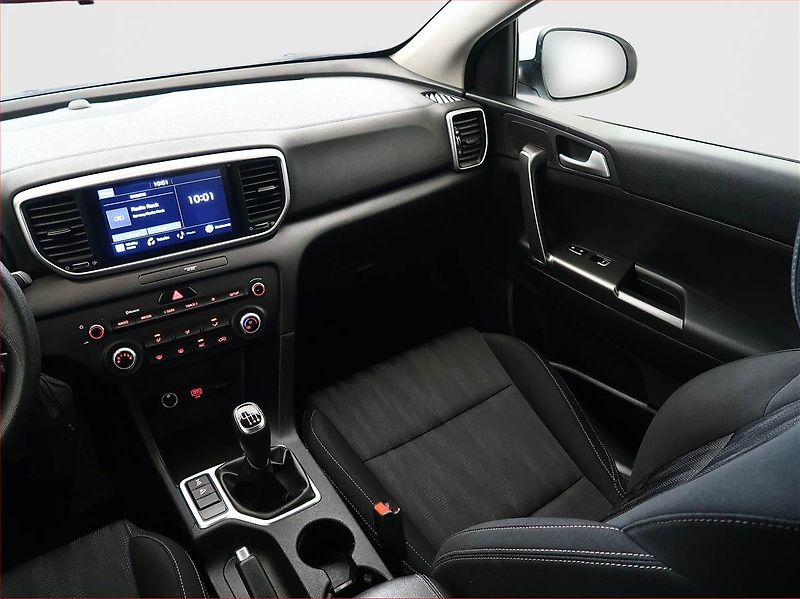 Kia Sportage (2021) 1.6 T-GDI, 4X4, Serv.kniha - fotka 8 z 16