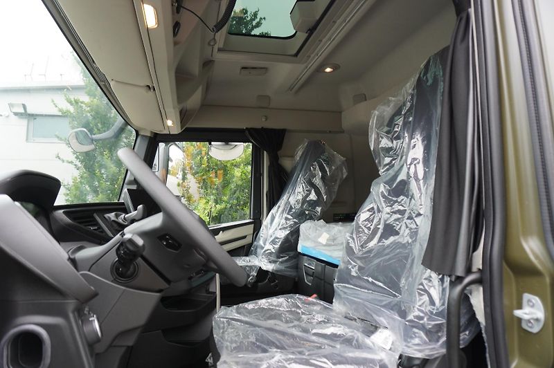 Iveco S-WAY (2026) AS260S460Y-FP / FULL ADR - fotka 4 z 24