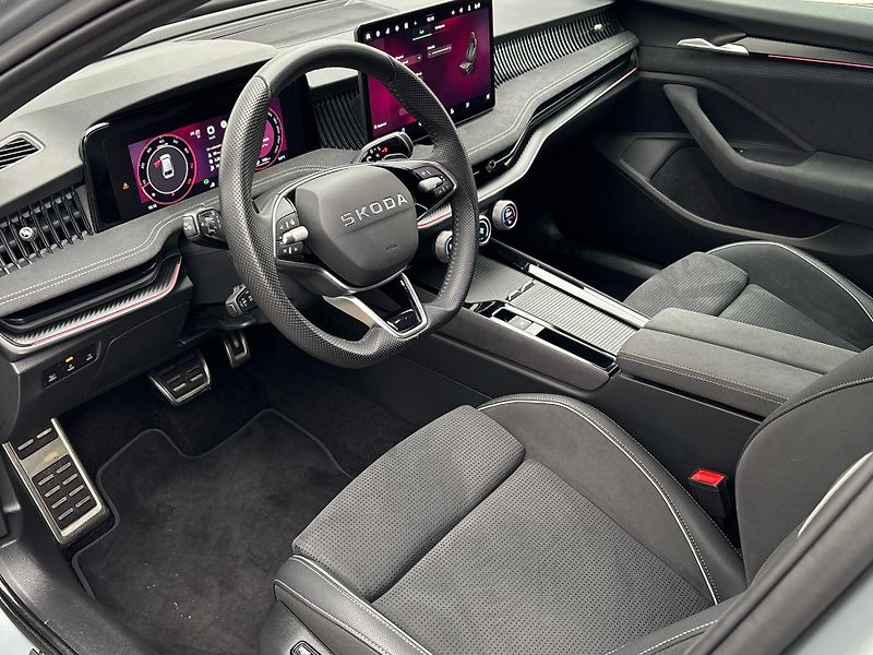Škoda Superb Sportline 4x4 DSG - fotka 6 z 29