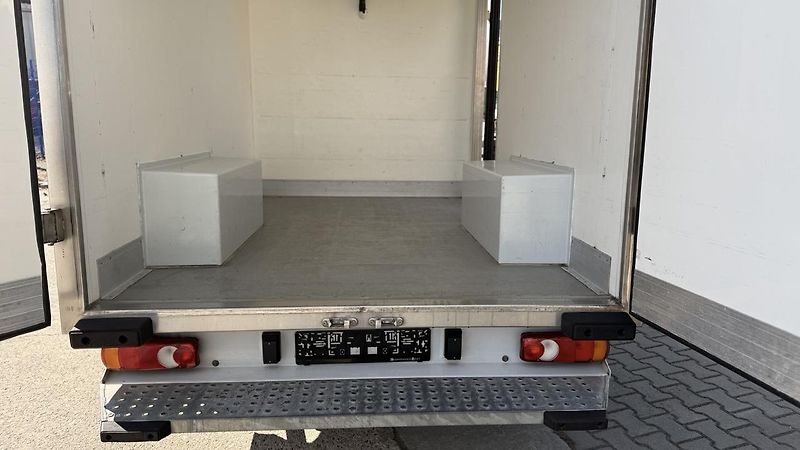 Fiat Ducato (2018) 2,3JTD, CHLADÁK ,VELICE PĚKNÝ - fotka 28 z 32