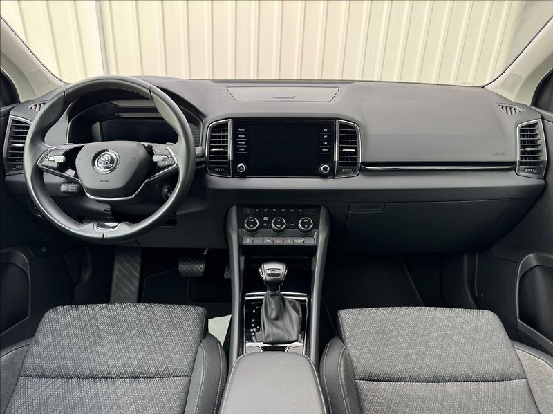 Škoda Karoq 2,0 TDI DSG STYLE DPH 1.maj ČR - fotka 25 z 50