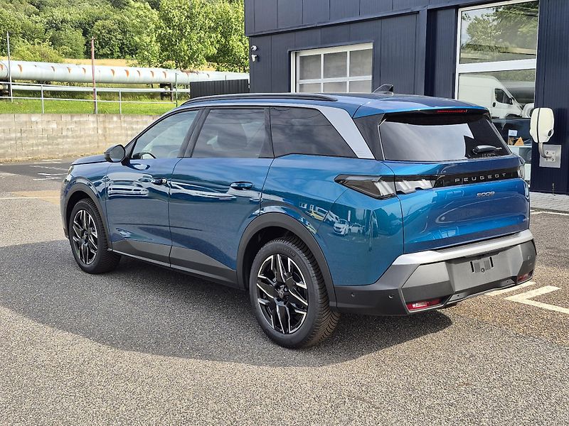 Peugeot 5008 (2026) BUSINESS Hybrid 145 e-DCS6 - fotka 3 z 25