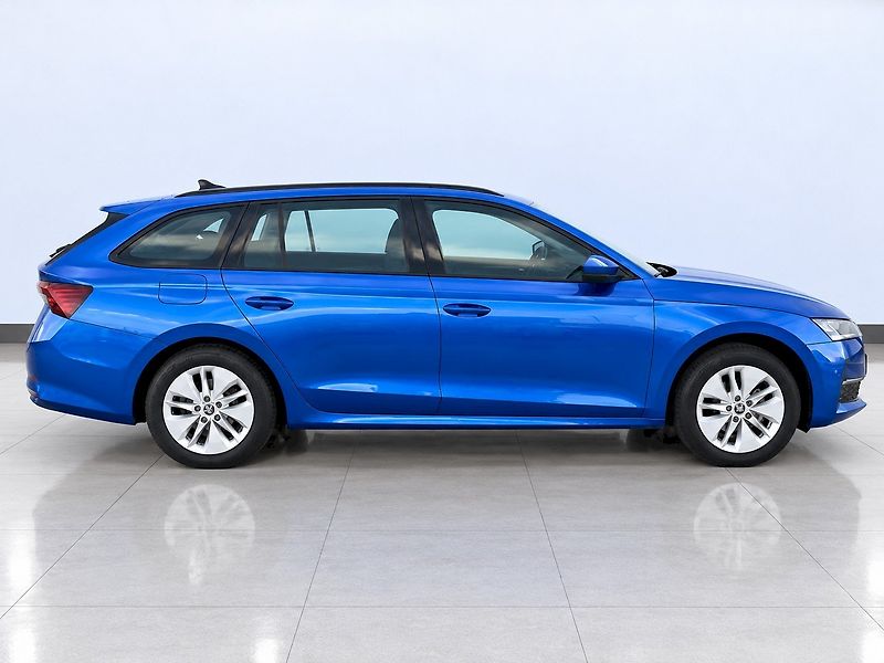 Škoda Octavia (2025) OCT.COMBI TOP SELECTION 2,0 TD - fotka 8 z 38