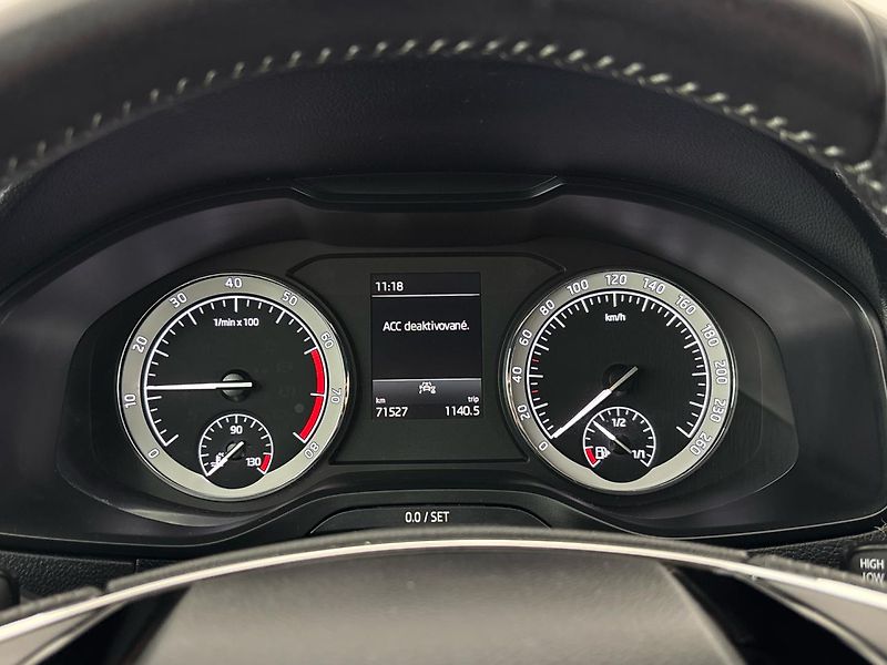 Škoda Karoq SportLine - fotka 11 z 27