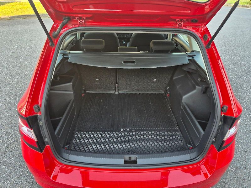 Škoda Fabia (2018) kombi Active 1.0 TSI 70 kW 5°m - fotka 24 z 25