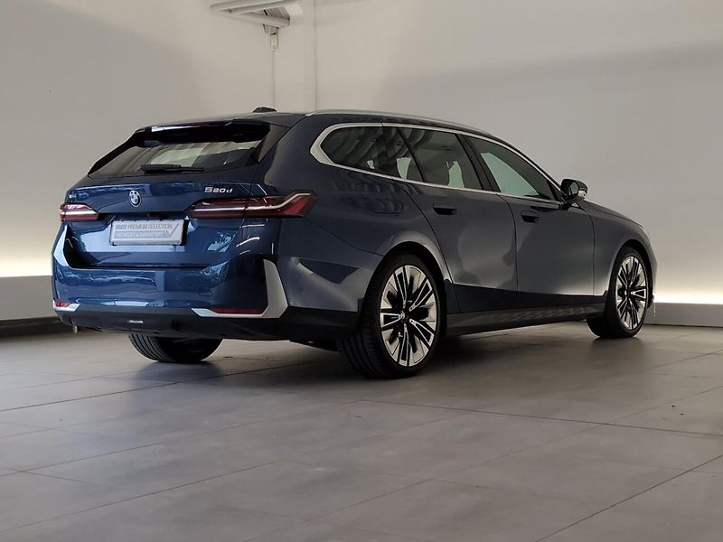 BMW Řada 5 520d xDrive 360 HuD ACC Venti - fotka 3 z 9