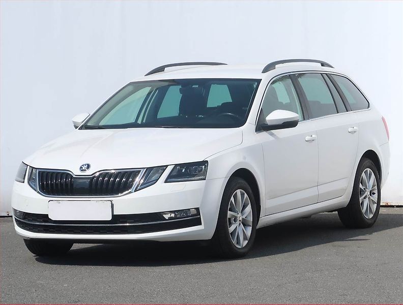 Škoda Octavia (2018) Style 1.6 TDI, Automat, Navi - fotka 2 z 14