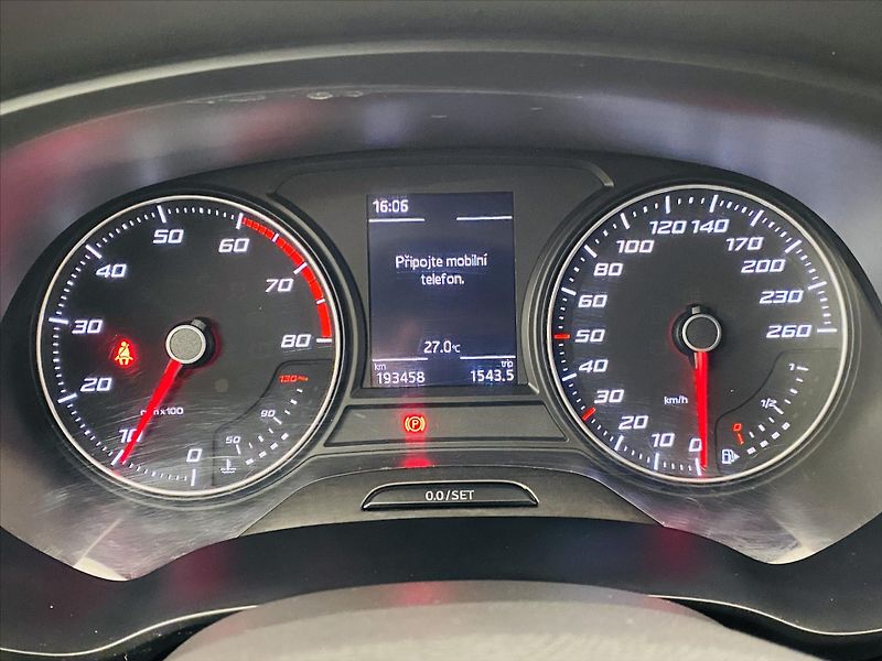 Seat Leon 1,4 TSI 92 kW Style LED - fotka 11 z 25