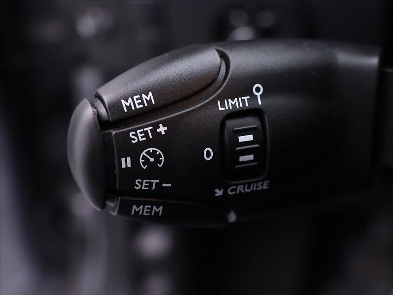 Citroën C3 1,2 PT FEEL Navi DPH 1.Maj. - fotka 21 z 32