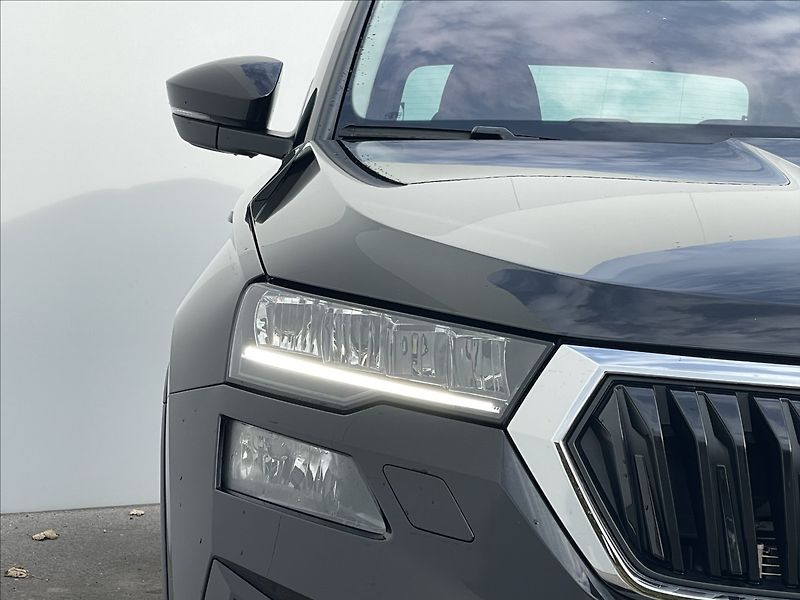 Škoda Karoq 2,0 TDI DSG Style Plus NAVI - fotka 22 z 25