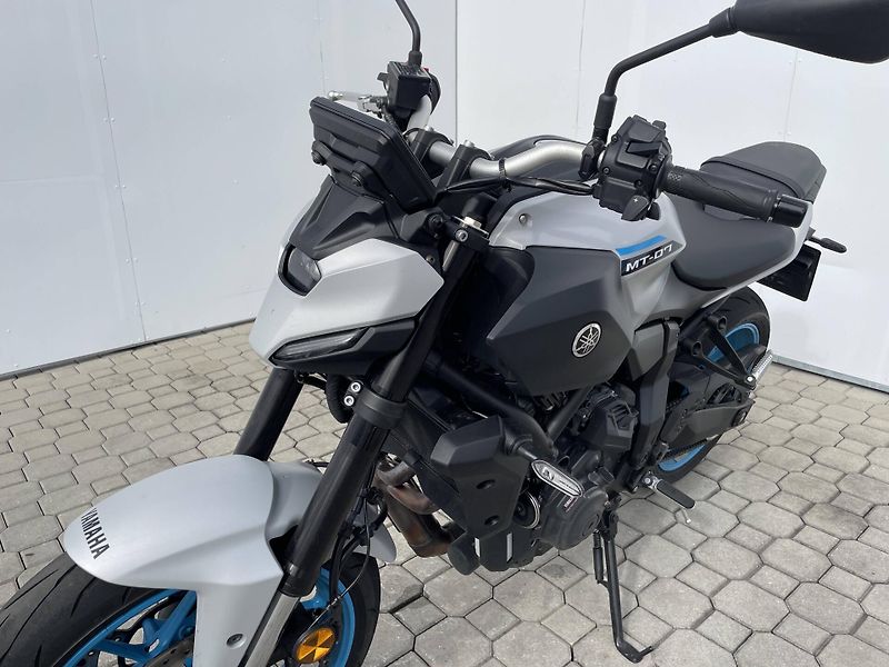 Yamaha (2026) MT-07 Y-AMT 35kW EU5+ - fotka 8 z 12
