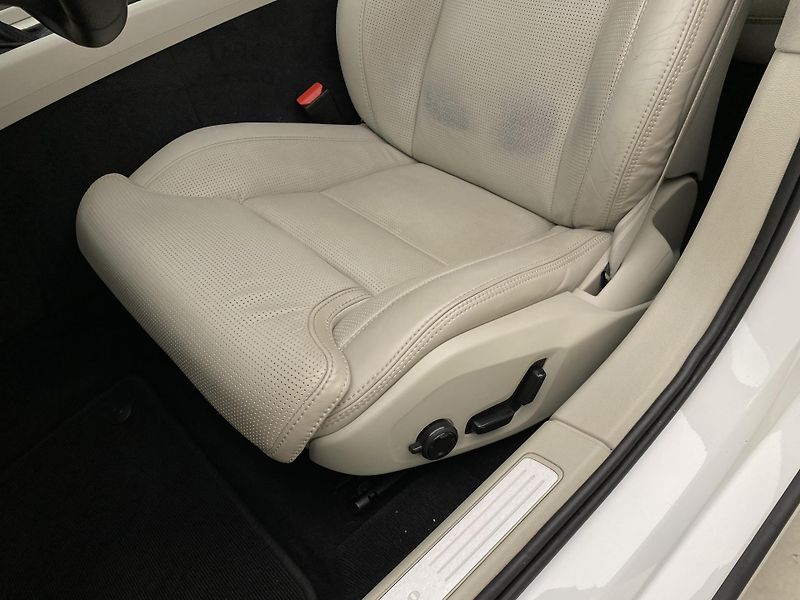 Volvo V60 D4 MOMENTUM AUT - fotka 24 z 47