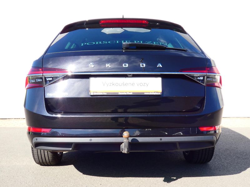 Škoda Superb III /FL Combi StylePlus 2.0 TD - fotka 17 z 30
