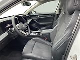 Volkswagen Passat Business 2,0 TDI DSG - náhled 11
