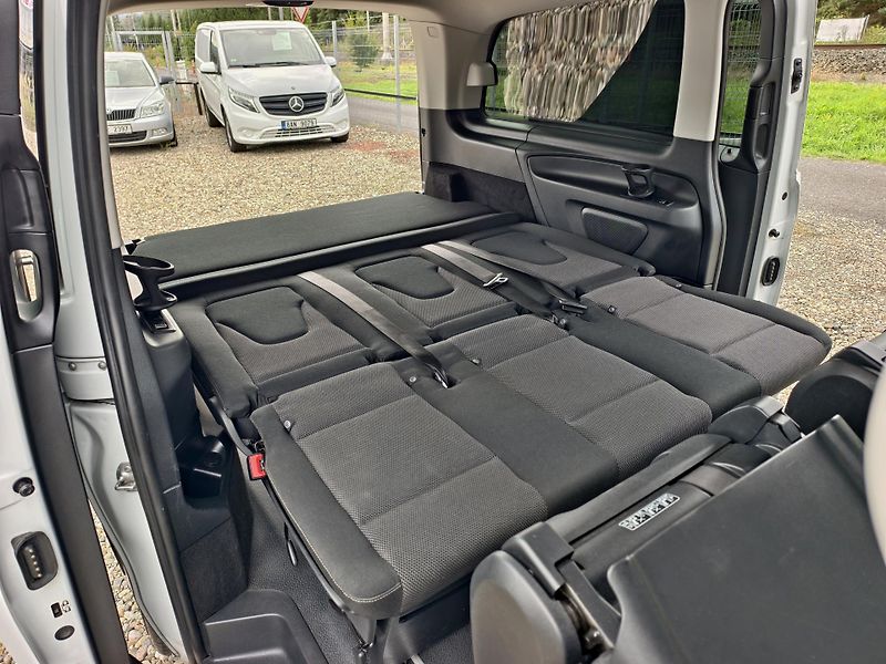 Mercedes-Benz Vito TOURER 116 4x4 LŮŽKOVÁ ÚPRAVA - fotka 13 z 26