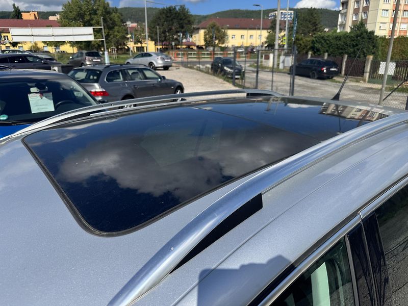 Volkswagen Tiguan 2.0TDi,SPORT,4x4,AUTOMAT - fotka 10 z 47