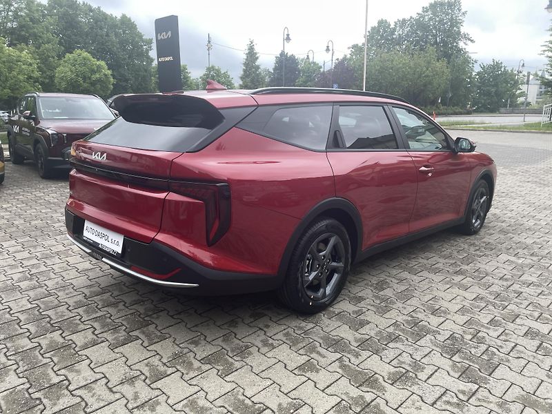 Kia K4 Sportswagon (2026) 1.6T-GDi 7DCT SPIN 110Kw - fotka 3 z 23