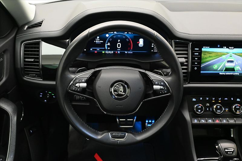 Škoda Kodiaq 2,0 TSI 140KW DSG 4x4 7MÍST ST - fotka 19 z 35