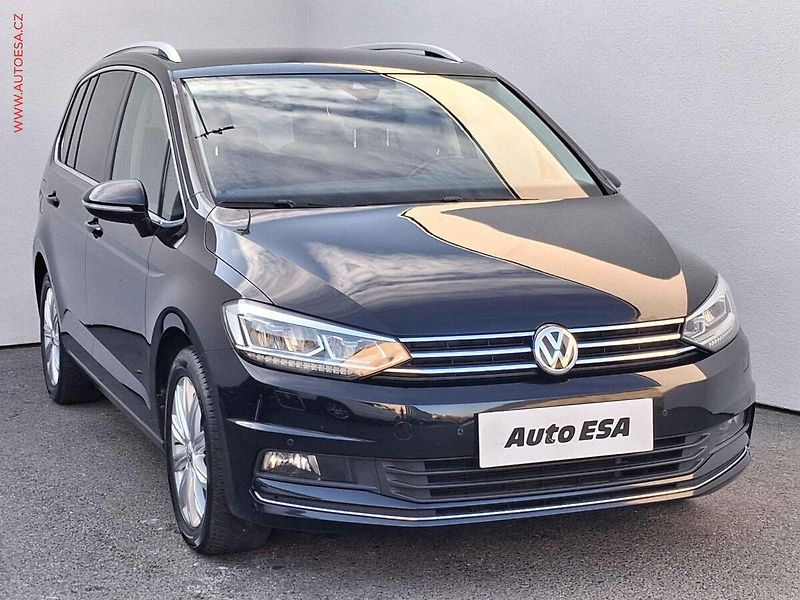 Volkswagen Touran (2018) 1.5 TSi, Highline, DSG, LED - fotografie inzerátu