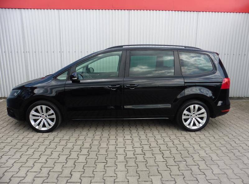 Seat Alhambra 2.0 TDi Style Navi 7.míst - fotka 3 z 21