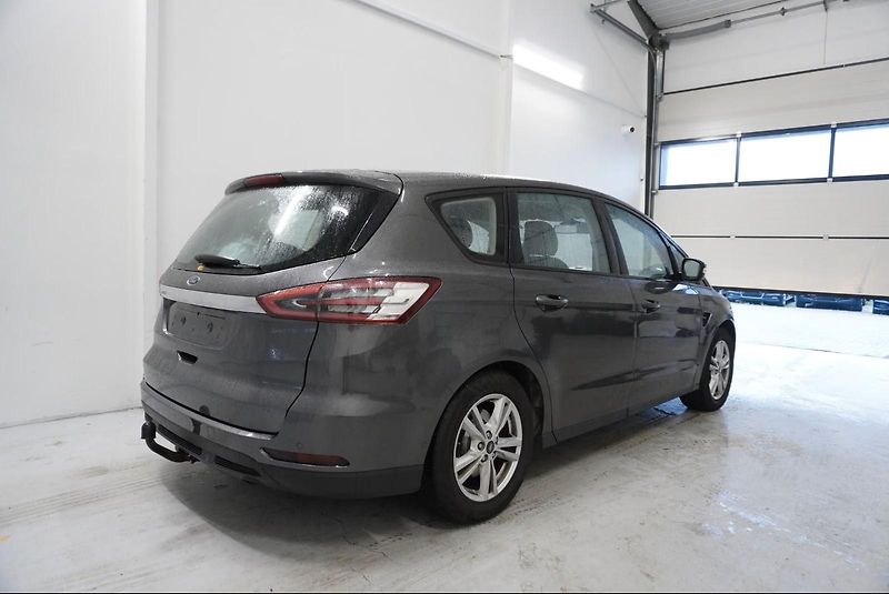 Ford S-MAX  2,0 TDCI 110kW AUTOMAT - fotka 5 z 35
