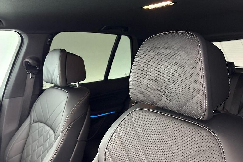 BMW X5 xDrive45e - fotka 8 z 28