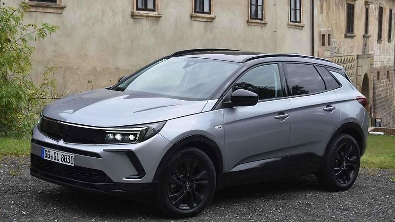 Opel Grandland je solidní rodinné auto bez závažných chyb