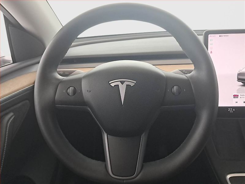 Tesla Model Y (2022) Long Range AWD 79kWh, SoH 93% - fotka 22 z 25