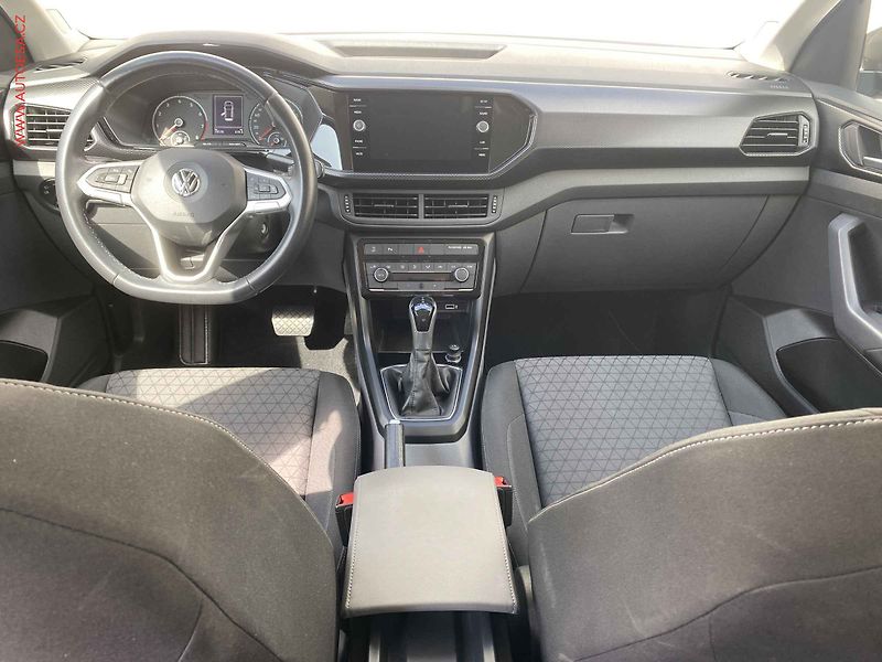Volkswagen T-Cross (2019) 1.0 TSi, 1.maj,ČR, DSG - fotka 8 z 18