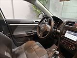 Volkswagen Golf 1,4   TSI HIGHLINE PANORAMA - náhled 17