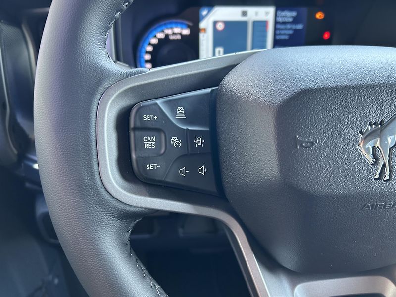 Ford Bronco 2.7 EcoBoost 246kW OUTER BANKS - fotka 21 z 36