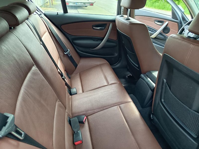 BMW Řada 1 (2010) 2.0i 105kw - fotka 35 z 46