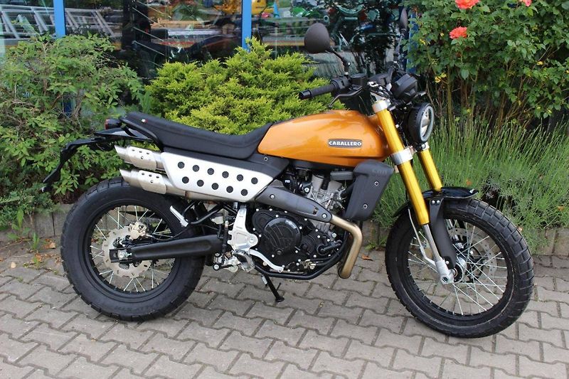 Fantic Caballero Scrambler 500 (2025) DELUXE 2025 SKLADEM - fotka 4 z 10