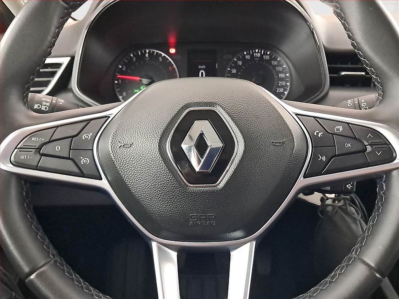 Renault Clio (2022) Zen 1.0 TCe, ČR,1.maj - fotka 15 z 16