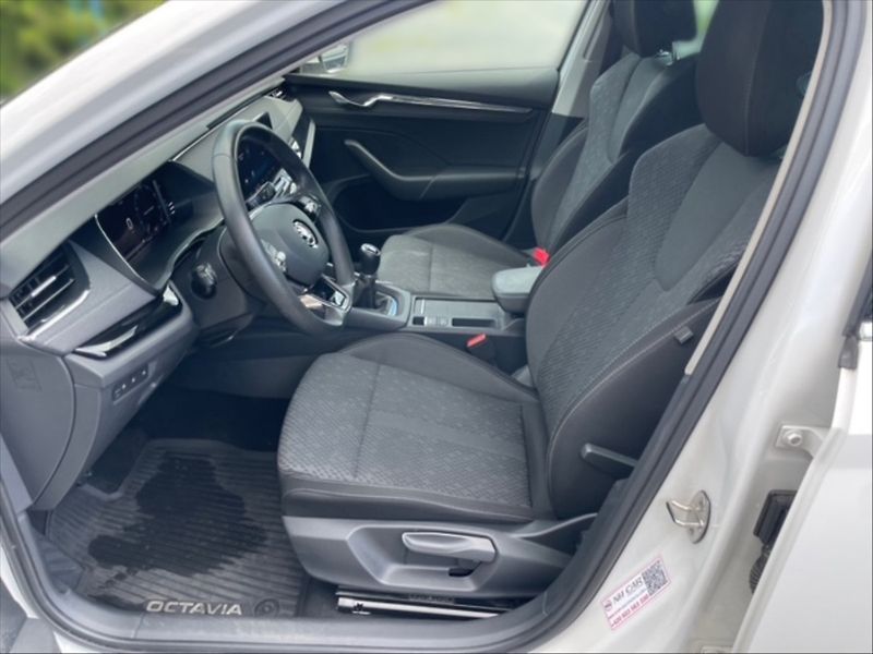 Škoda Octavia 2,0 TDI 85 Style - fotka 7 z 11