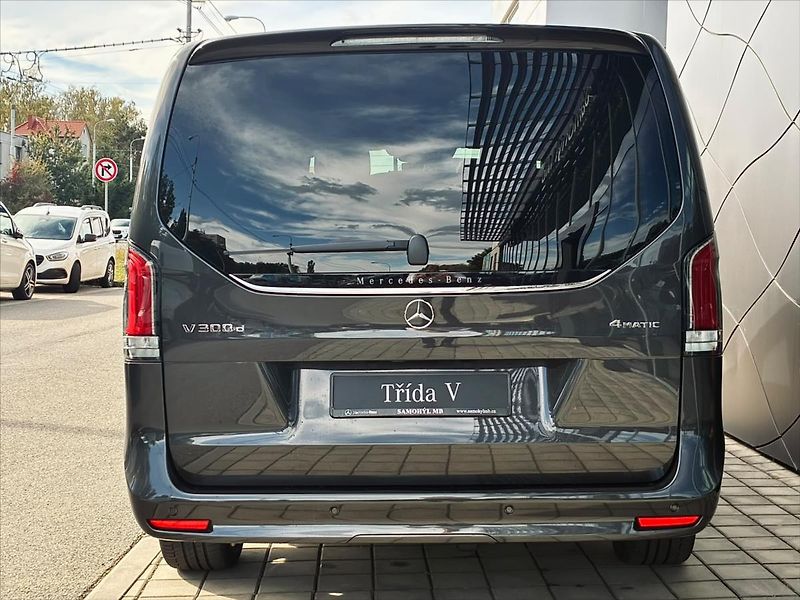 Mercedes-Benz Třídy V 2,0 300 d / Exclusive / L / 4M - fotka 5 z 21