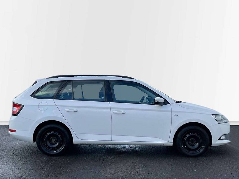Škoda Fabia (2021) Combi 1.0 TSI 125 let - fotka 10 z 20