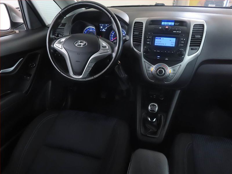 Hyundai ix20 (2017) 1.6 CVVT, Serv.kniha - fotka 7 z 15