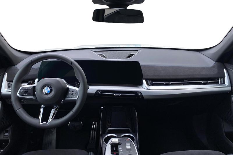 BMW X1 sDrive18d - fotka 8 z 10