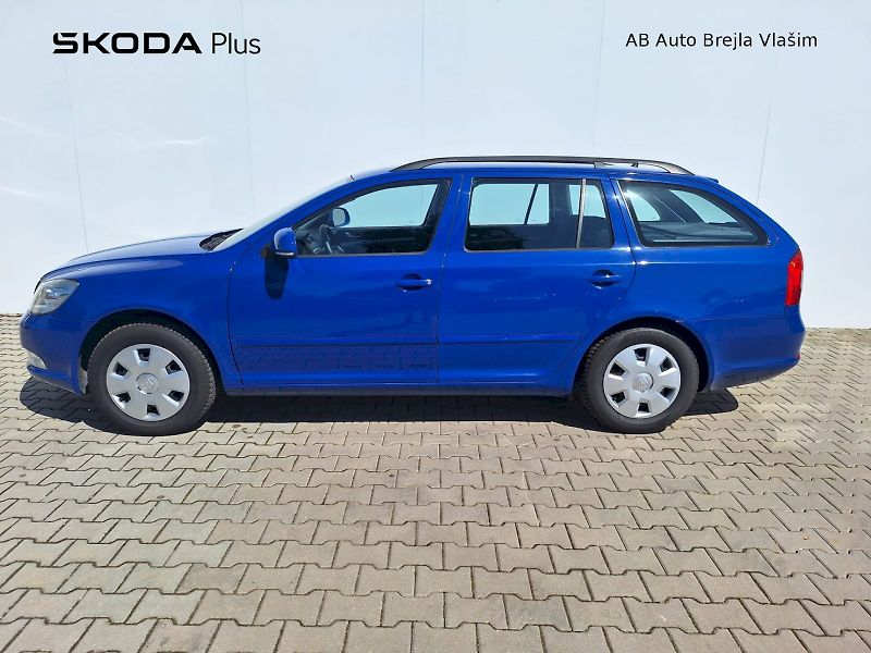 Škoda Octavia (2009) COMBI / 1.6 MPI / 75 kW / 5MP - fotka 3 z 26