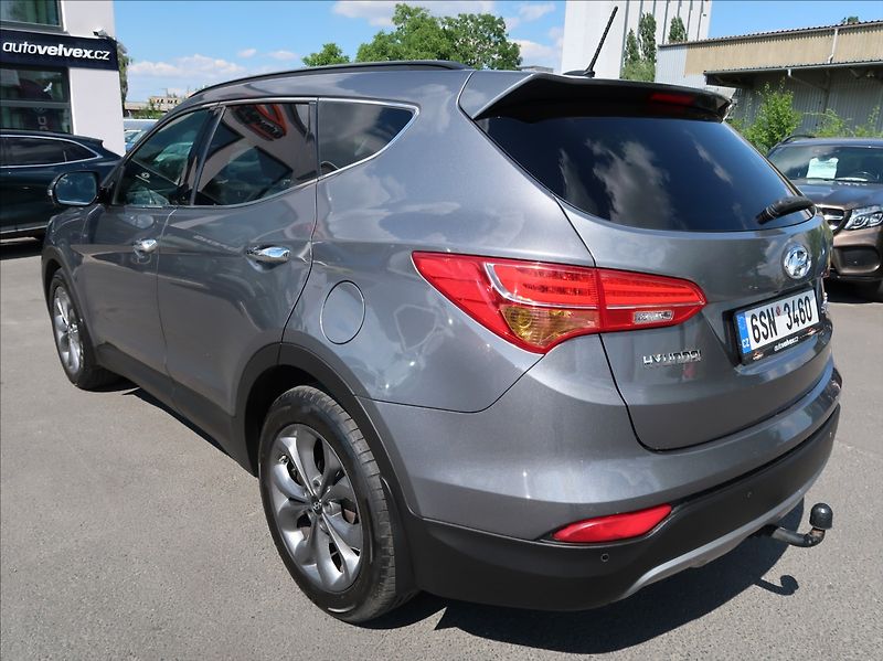 Hyundai Santa Fe 2,2 CRDi,145kW,NovéČR,Premium - fotka 4 z 37