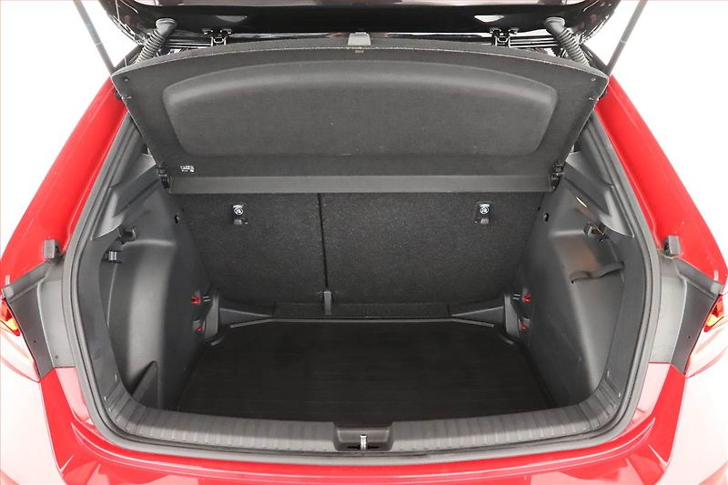 Škoda Fabia (2026) 1.0 TSI, MONTE CARLO, KEYLESS - fotka 16 z 17