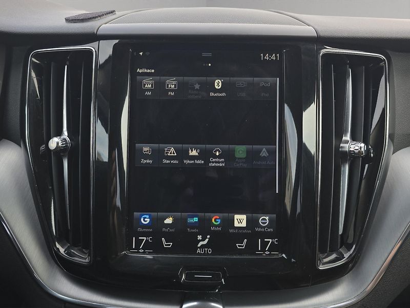 Volvo XC60 (2018) 2.0 D4 Drive-E A/T 140kW 4x4, - fotka 19 z 27