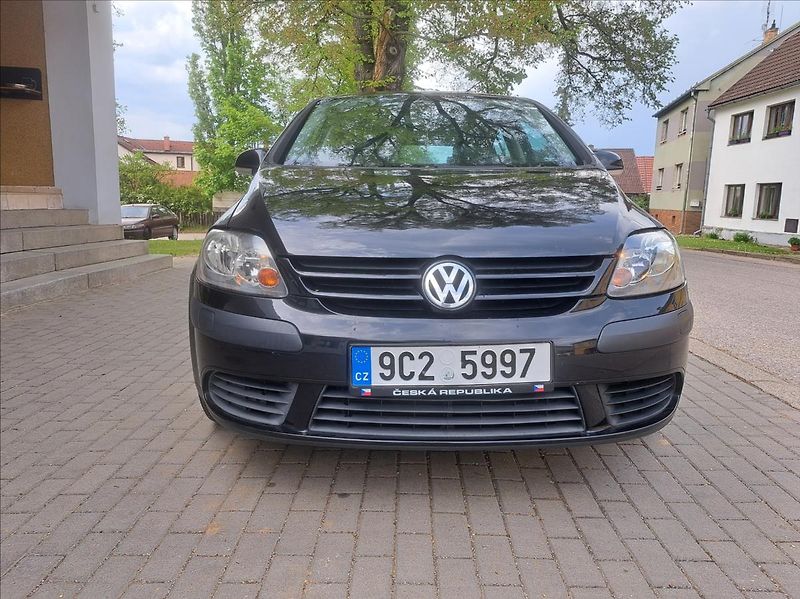 Volkswagen Golf Plus 1,6 FSI - fotka 15 z 36