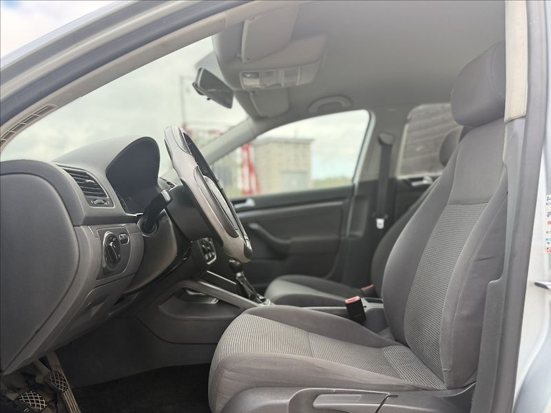 Volkswagen Golf 1,9 TDI 77kW +SADA KOL, TAŽNÉ - fotka 9 z 22